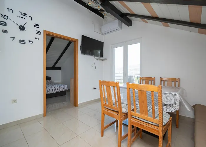 With Parking Space Donji Karin, Novigrad - 22350 Апартаменты *