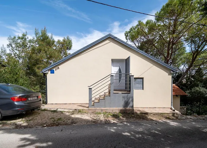 Апартаменты With Parking Space Donji Karin, Novigrad - 22350 Nadin