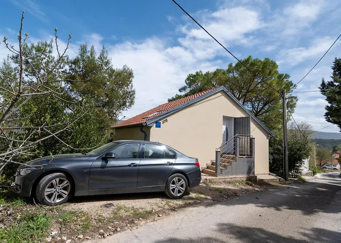 Апартаменты With Parking Space Donji Karin, Novigrad - 22350 *