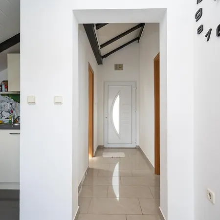 Apartment With A Parking Space Donji Karin, Novigrad - 22350