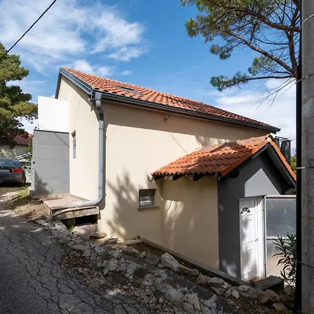 With A Parking Space Donji Karin, Novigrad - 22350 Nadin